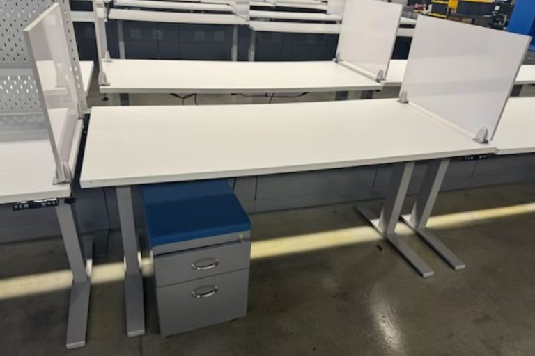 Rising Top Desk